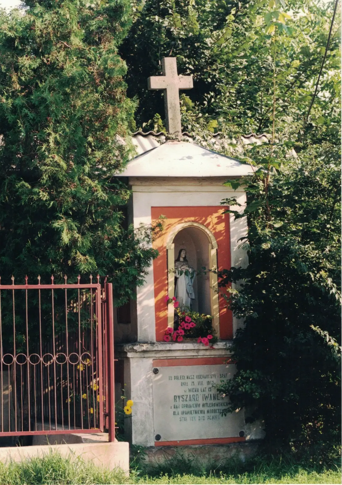 Kapliczka ku pamięci Rysia Iwanka
